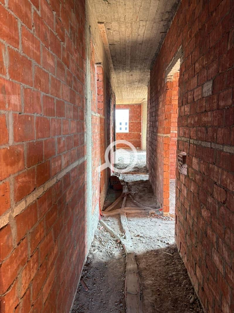 8 WhatsApp Image 2025-12-18 at 00.36. 16_41d73fbf. jpg