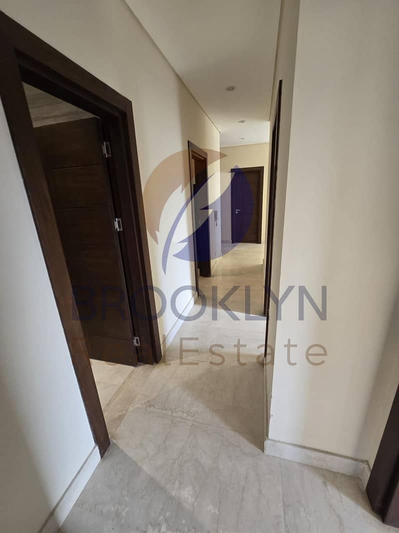 10 2c8f159d-39fc-499d-8e51-de2b24172ee8. jpeg