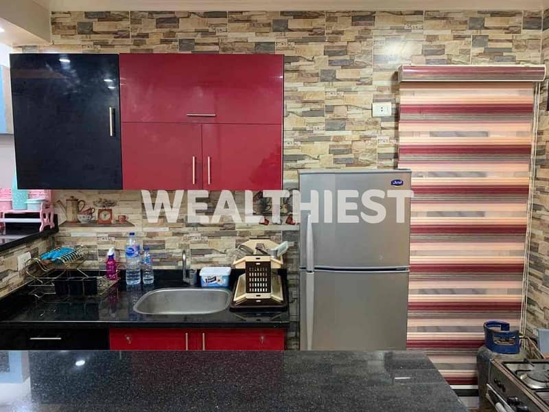 11 ef477792-d517-43a7-b57a-4fb6dc223a80. jpg