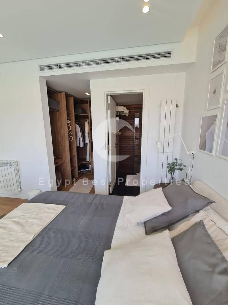 3 WhatsApp Image 2025-12-18 at 12.10. 52 PM. jpeg