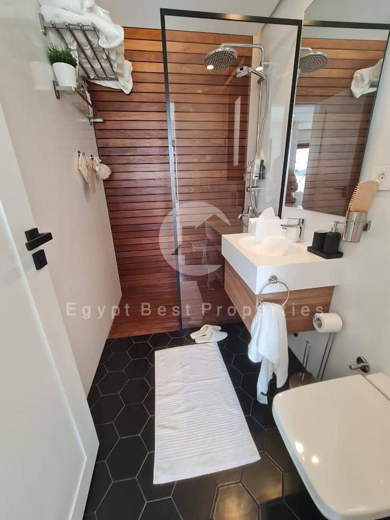 7 WhatsApp Image 2025-12-18 at 12.10. 54 PM (1). jpeg