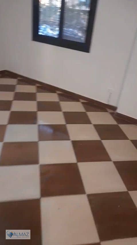 32 WhatsApp Image 2025-12-18 at 12.27. 09 PM. jpeg