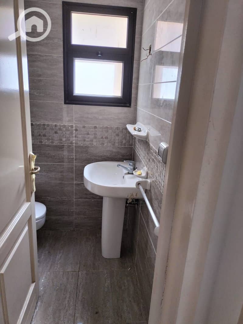 2 WhatsApp Image 2025-04-28 at 6.09. 01 PM. jpeg