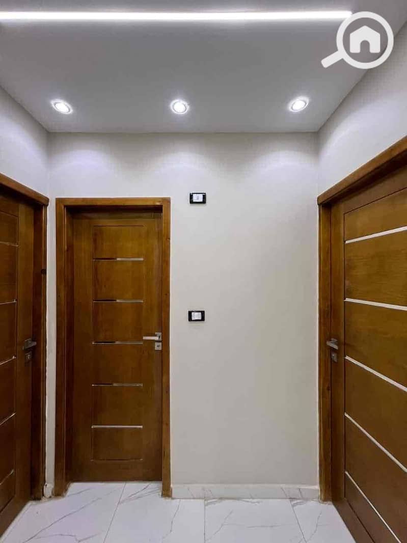 10 183c03d8-8892-4423-b5c8-ae7223cdfa9c. jpg