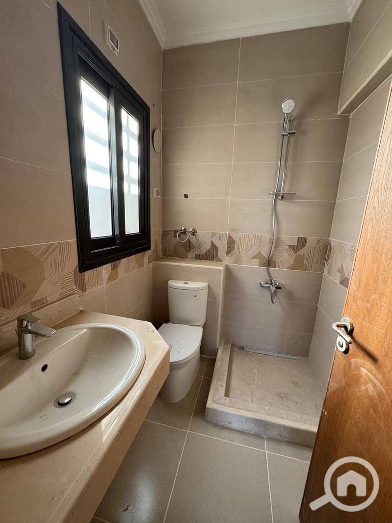 8 532293510_1477140220029955_2933616156398229361_n. jpg