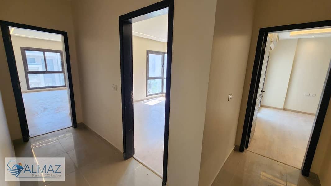 4 WhatsApp Image 2025-12-18 at 12.33. 47 PM (1). jpeg