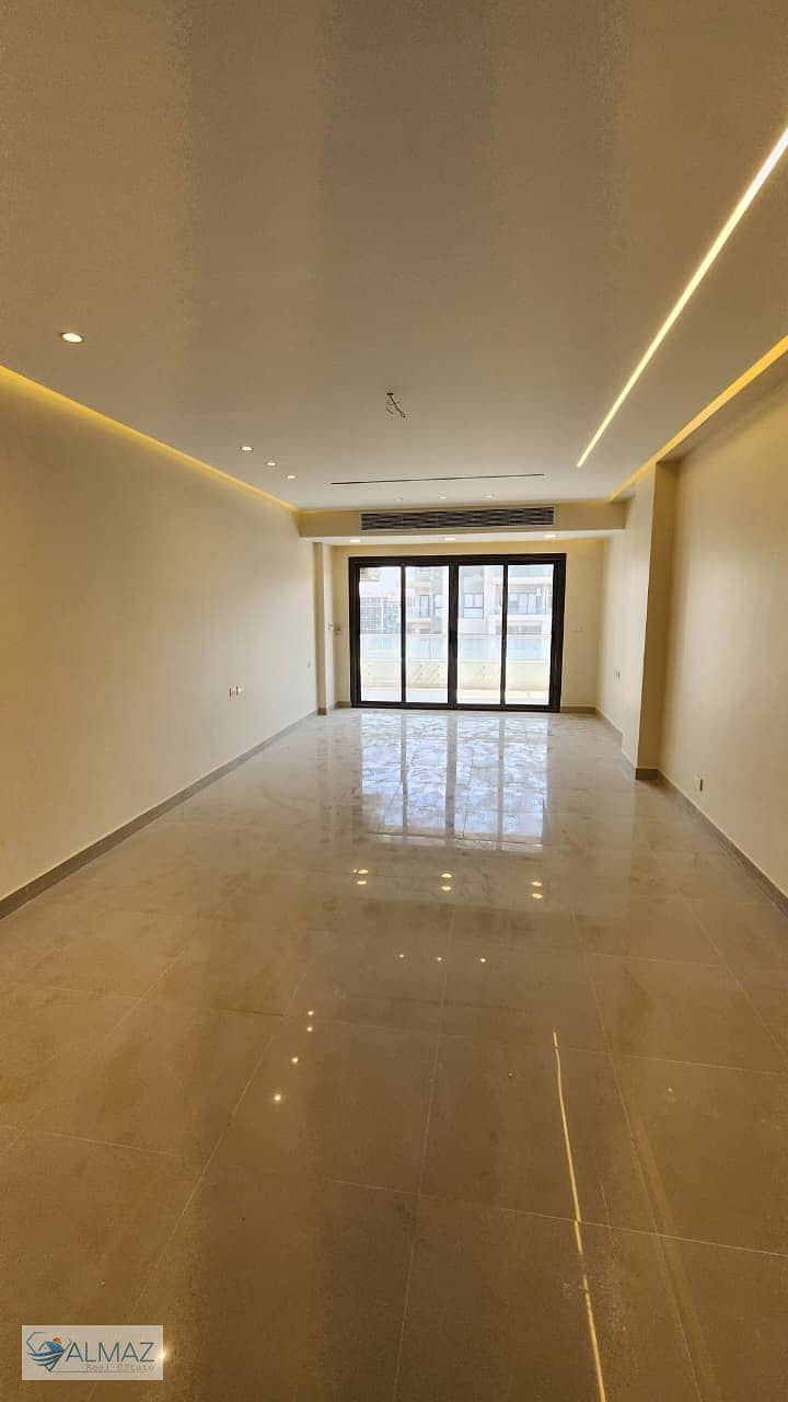 5 WhatsApp Image 2025-12-18 at 12.33. 47 PM. jpeg