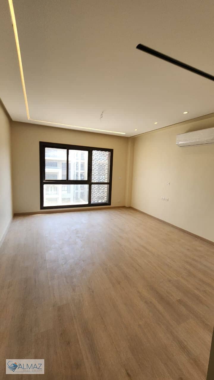 9 WhatsApp Image 2025-12-18 at 12.33. 49 PM (1). jpeg