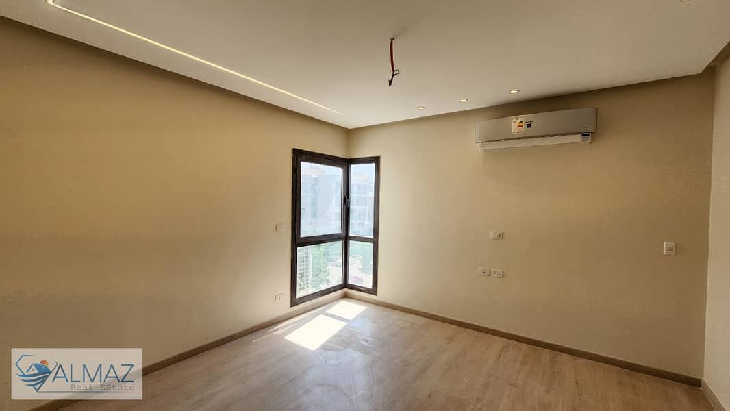 11 WhatsApp Image 2025-12-18 at 12.33. 50 PM (1). jpeg