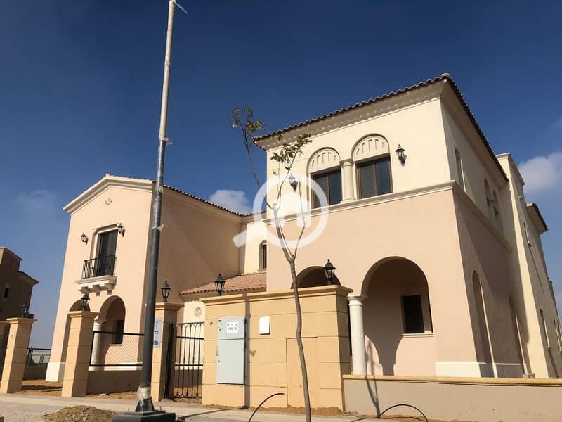 2 27b916a8-5efc-4828-a45d-d86681af5611. jpg