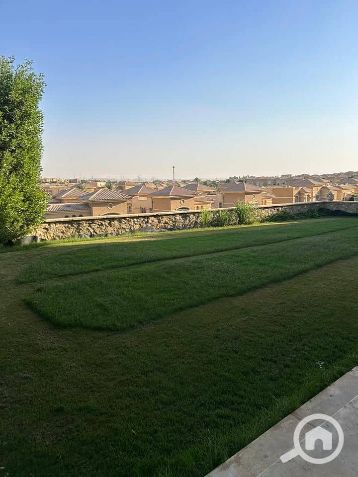 4 579212235_880328547902834_5892277933079359326_n. jpg