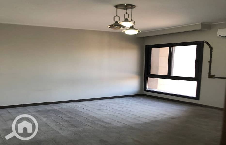 7 459320951_122175469352236077_428294733459543973_n_1400x900. jpg