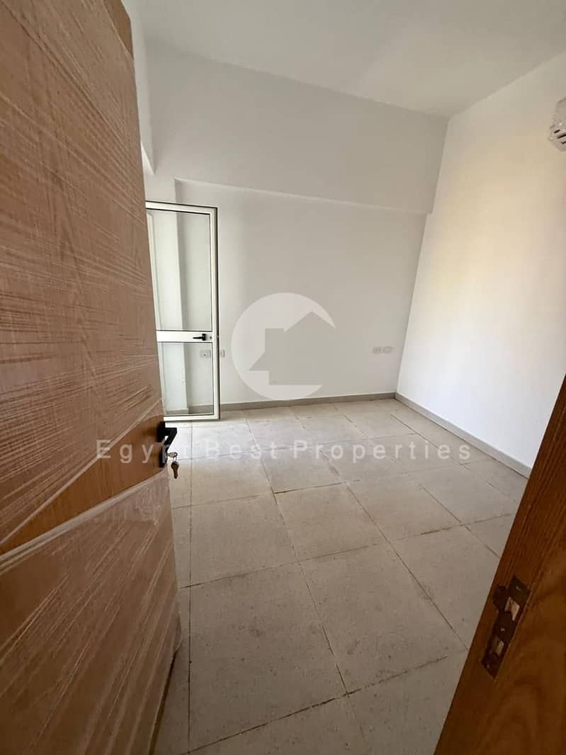 2 WhatsApp Image 2025-12-18 at 12.02. 02 PM (1). jpeg