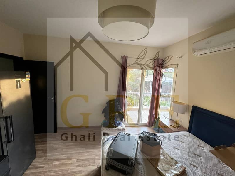 3 092f7e50-ea02-4223-bb09-4997173207ea. jpg