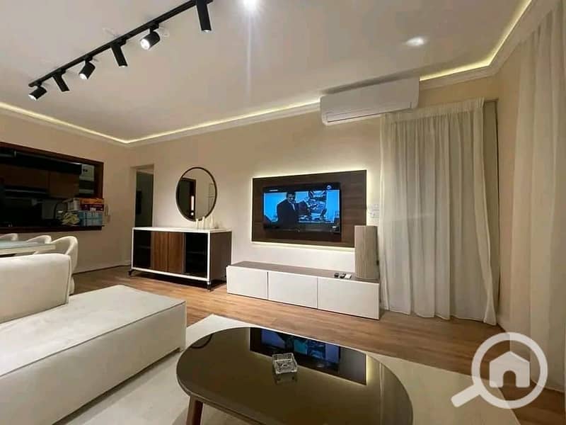 3 WhatsApp Image 2024-10-16 at 06.38. 11_30260147. jpg