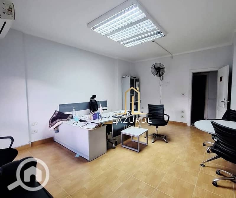 1000753576. jpg 1000753576. jpg