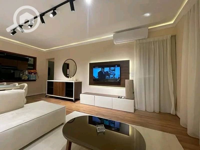 6 WhatsApp Image 2024-10-16 at 06.38. 11_30260147. jpg