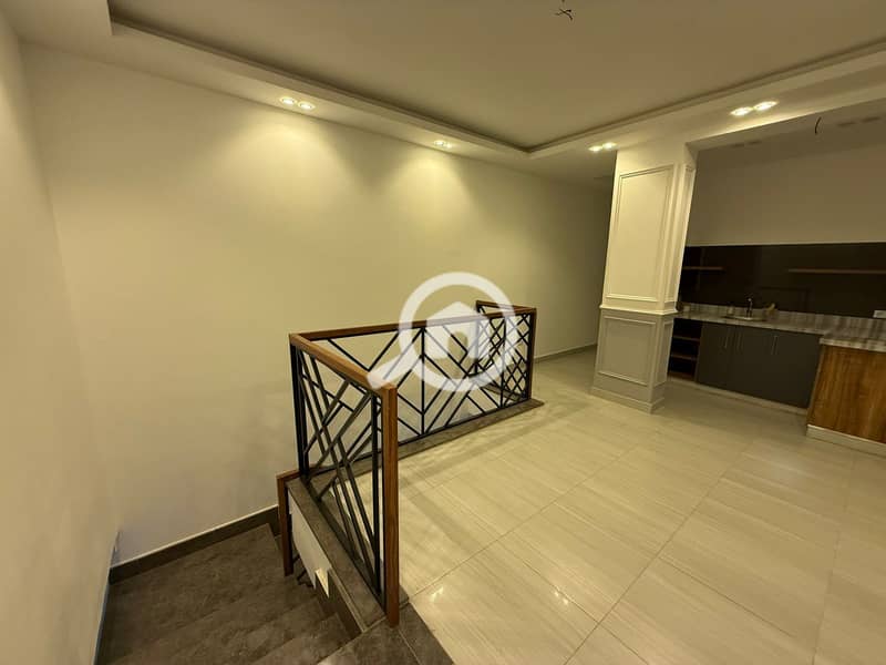 13 WhatsApp Image 2025-12-17 at 16.25. 13 (2). jpeg