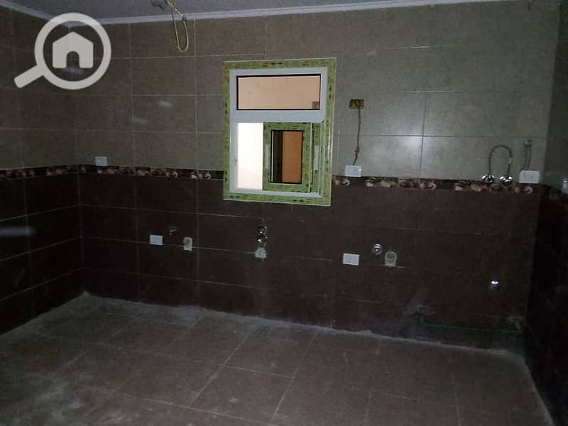 6 cc10f160-1680-43f7-92b8-7449cfbcdeb2. jpg