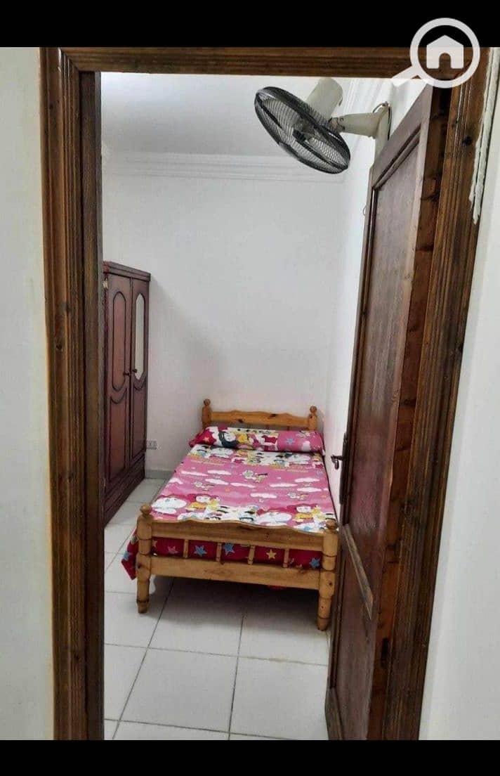 2 3dc3284c-a87c-495b-bd51-28c211b82946. jpg