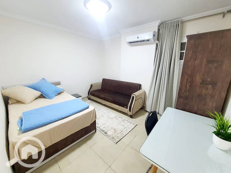 12 460cffde-200b-4f8b-80db-8e9c8ab0b78e. jpg