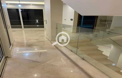 فیلا 5 غرف نوم للايجار في القاهرة الجديدة، القاهرة - IMG-20251218-WA0058. jpg