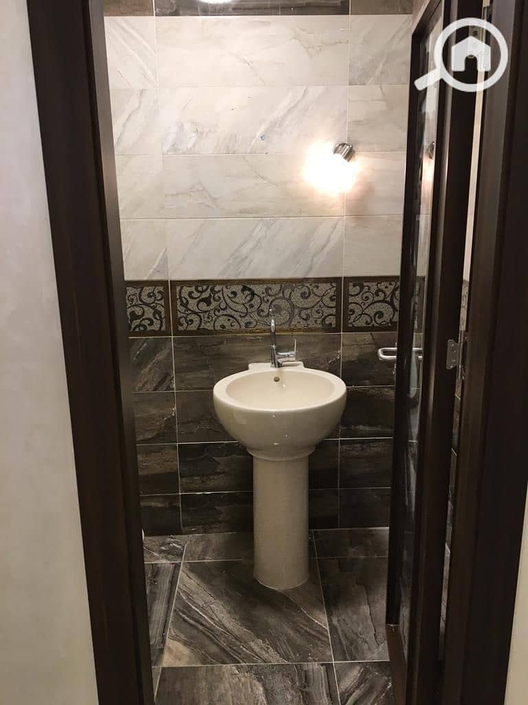 2 WhatsApp Image 2025-12-17 at 17.48. 26 (1). jpeg