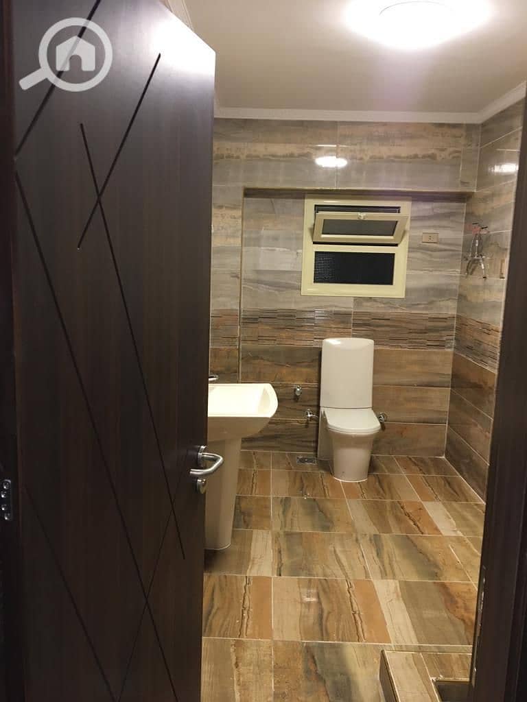 8 WhatsApp Image 2025-12-17 at 17.48. 25. jpeg