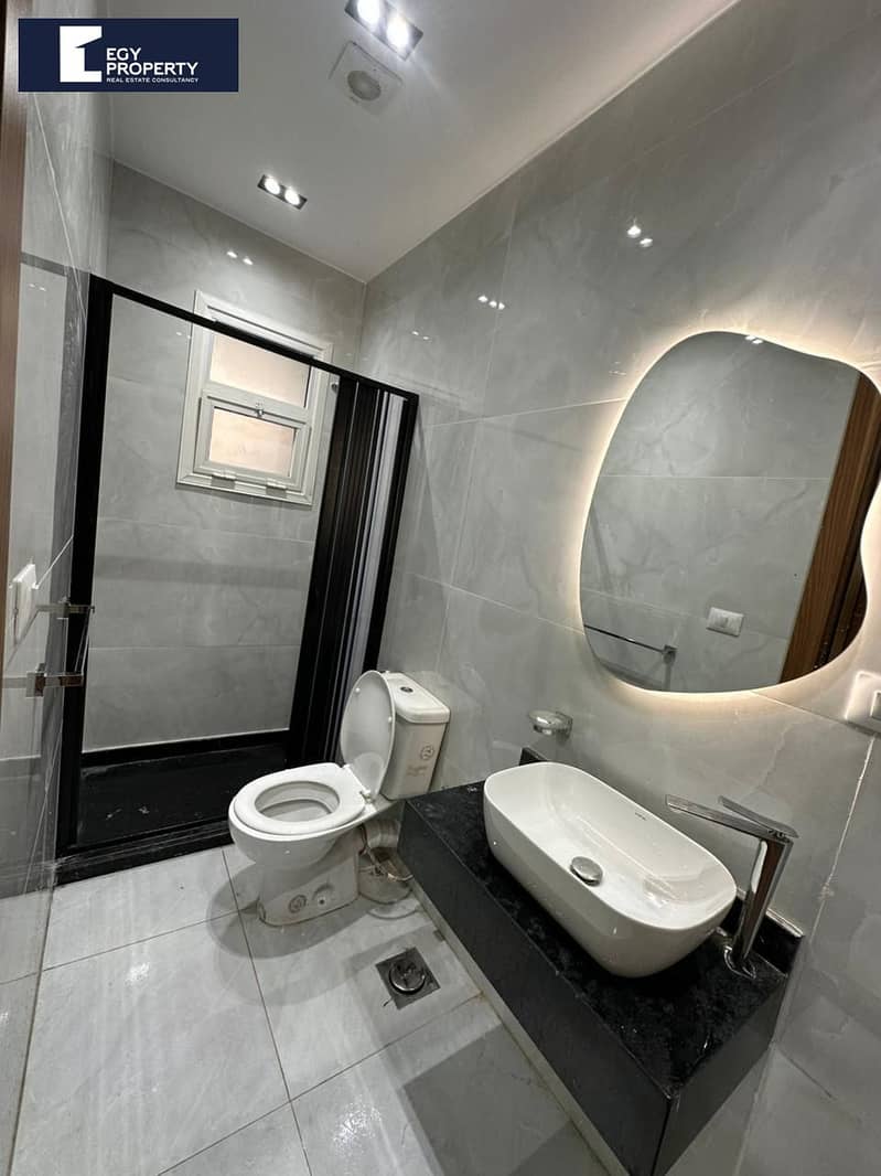 4 _files_WhatsApp Image 2025-12-14 at 05.08. 35_c86a7525. jpg