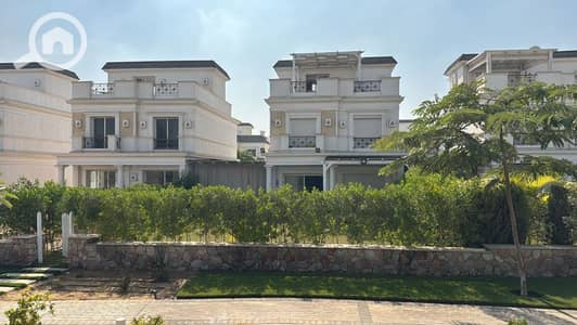 3 Bedroom Townhouse for Sale in 6th of October, Giza - 73351cd1-a00e-48bb-8058-9d3984a18c1e. jpg