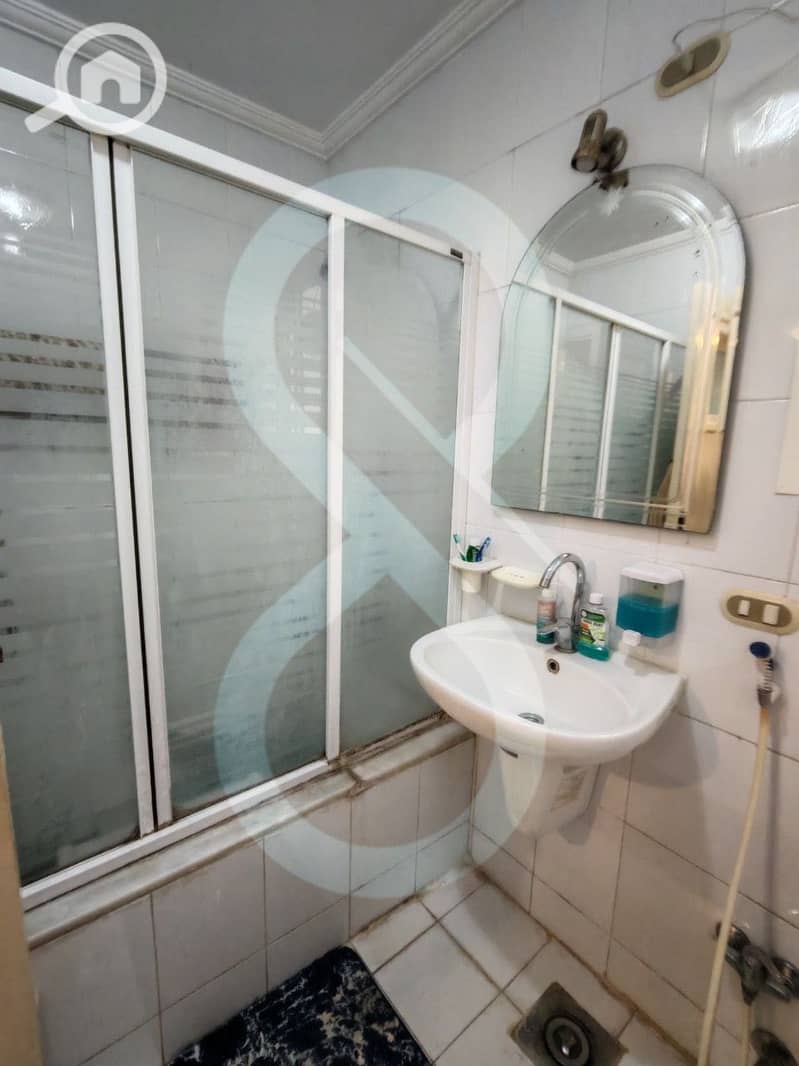 11 PHOTO-2025-12-18-13-17-09 3. jpeg