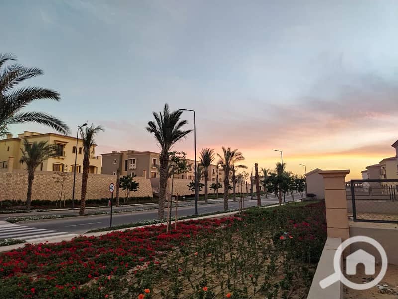 5 487f641d-535a-4113-87f8-d7ca3c72f127. jpg