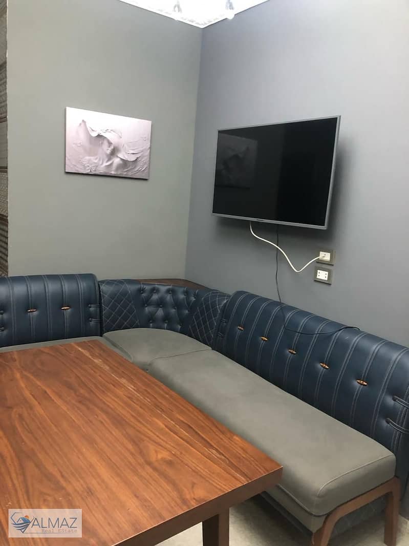 5 WhatsApp Image 2025-12-18 at 1.27. 49 PM (2). jpeg