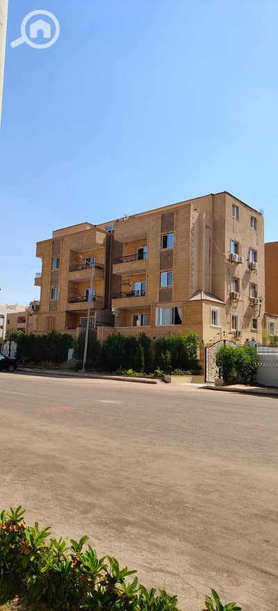 4 Bedroom Flat for Sale in Sheikh Zayed, Giza - IMG-20250824-WA0022. jpg