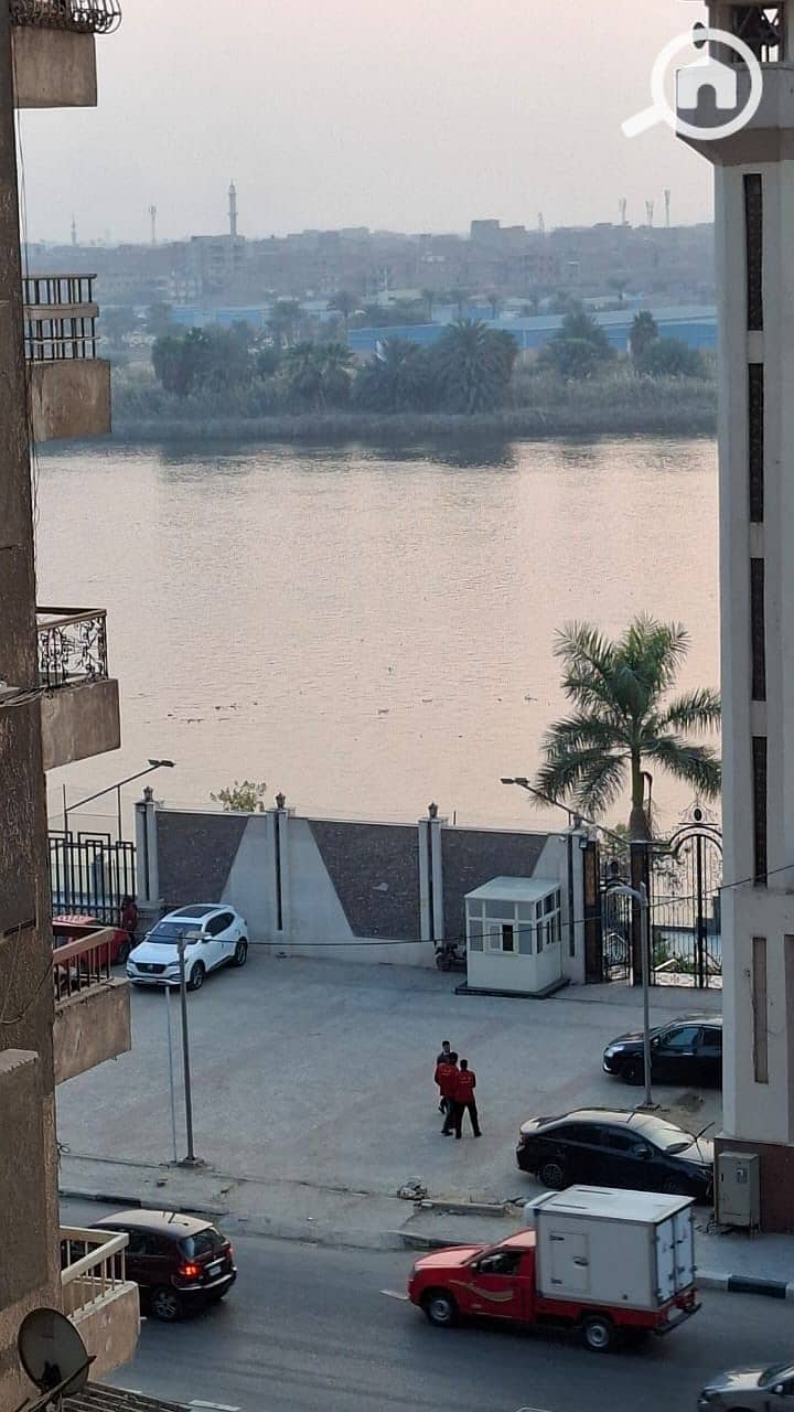 3 4f3f45d6-a778-42a2-b4ac-2d1751831fcb. jpeg