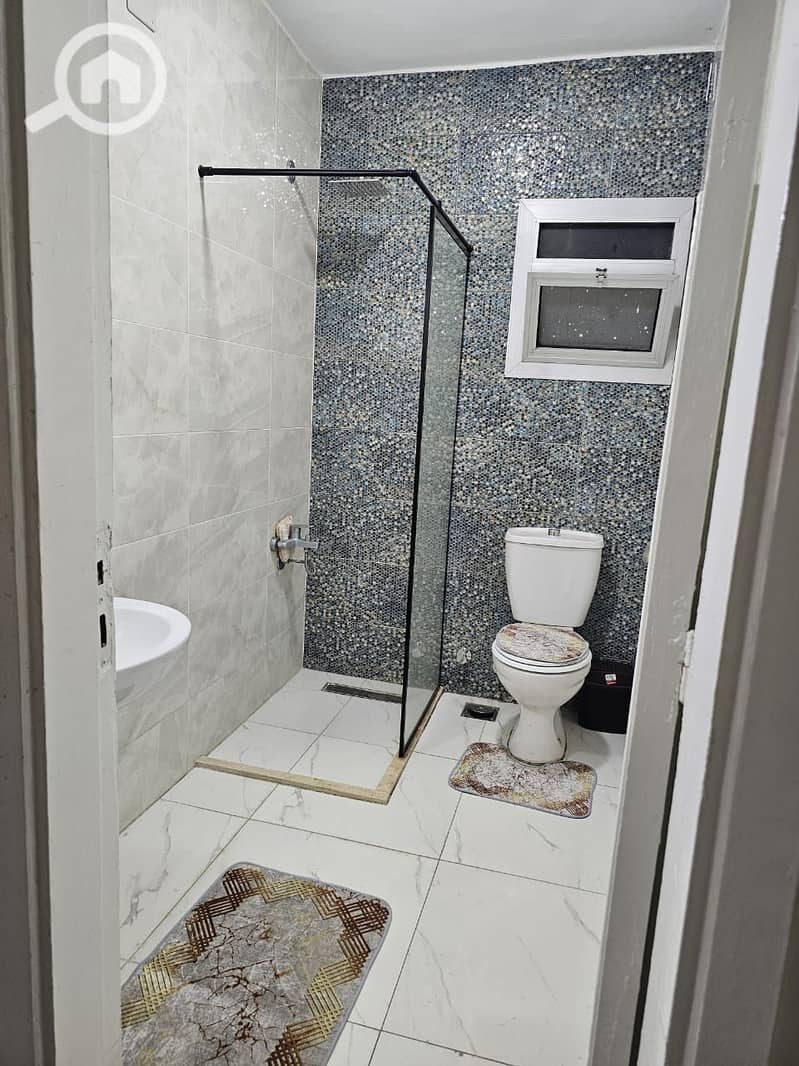 4 0da9548e-c3b6-4de7-b2e8-178b1ac0b318. jpeg