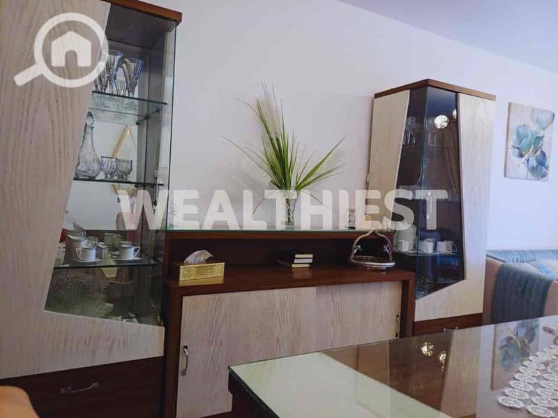 5 6048fb2d-7cea-4f32-b7ce-7d1fef9fa172. jpg