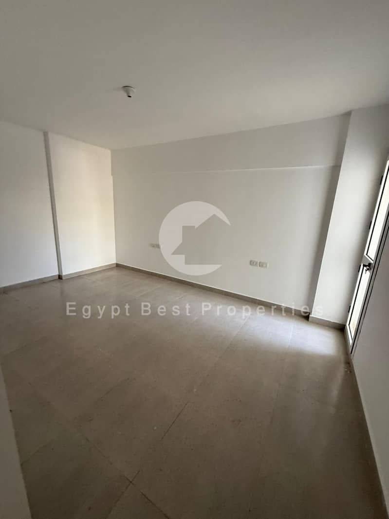 3 WhatsApp Image 2025-12-18 at 12.02. 01 PM (3). jpeg