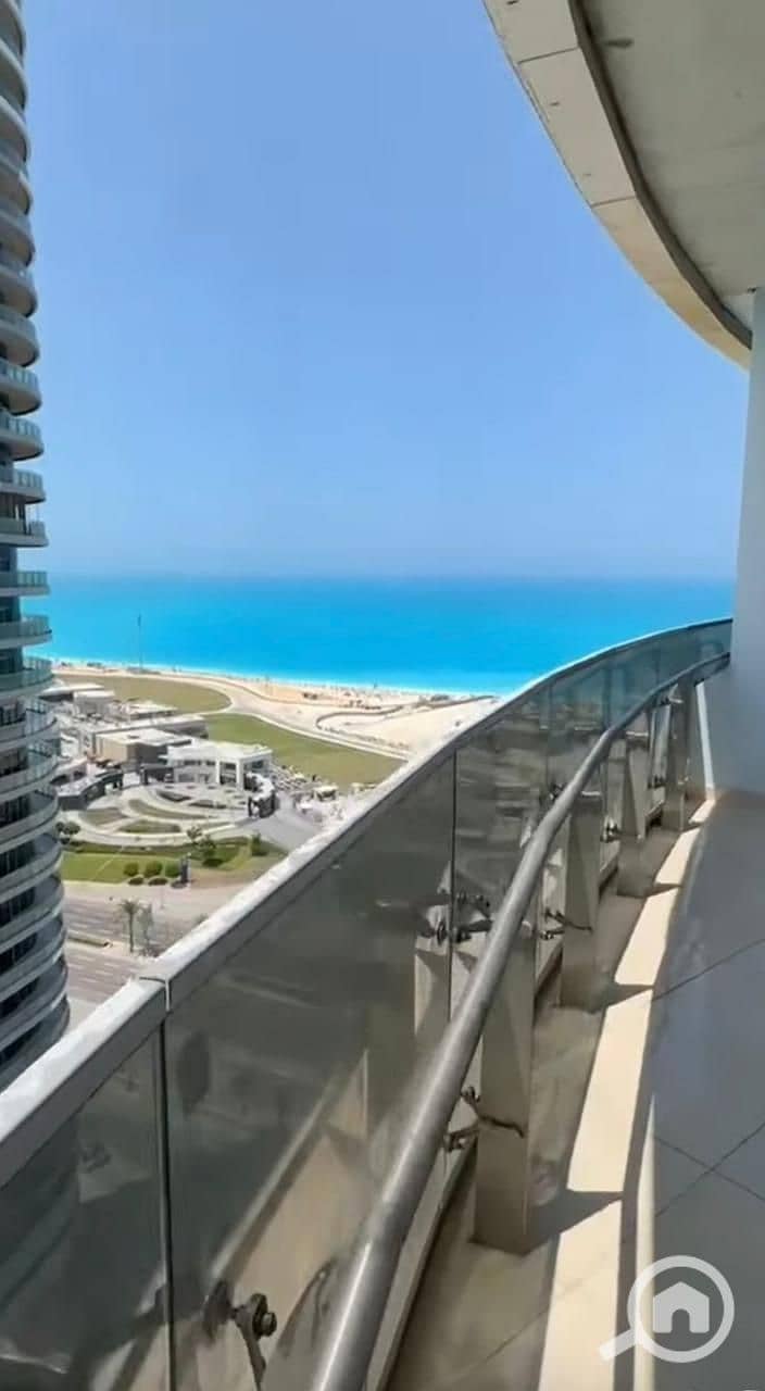 6 WhatsApp Image 2025-12-16 22.00. 55 PM. jpeg