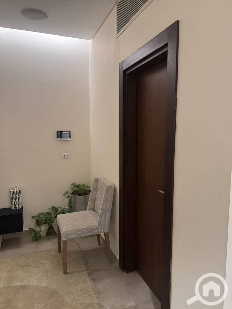 5 bcb3f184-79da-4a24-9594-c55da9f8bc3d. jpg