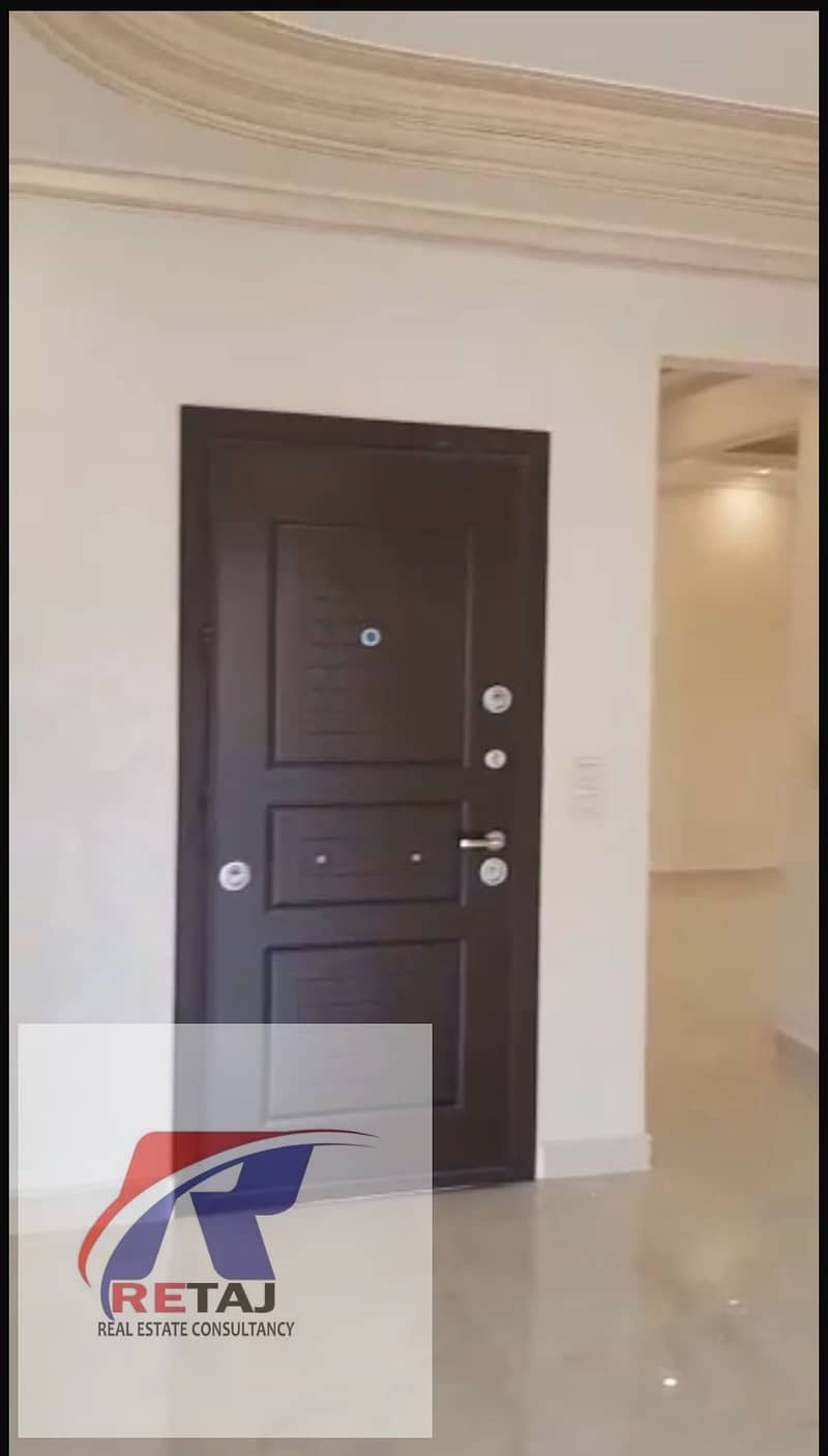 6 WhatsApp Image 2025-12-18 at 1.21. 46 PM (2). jpeg