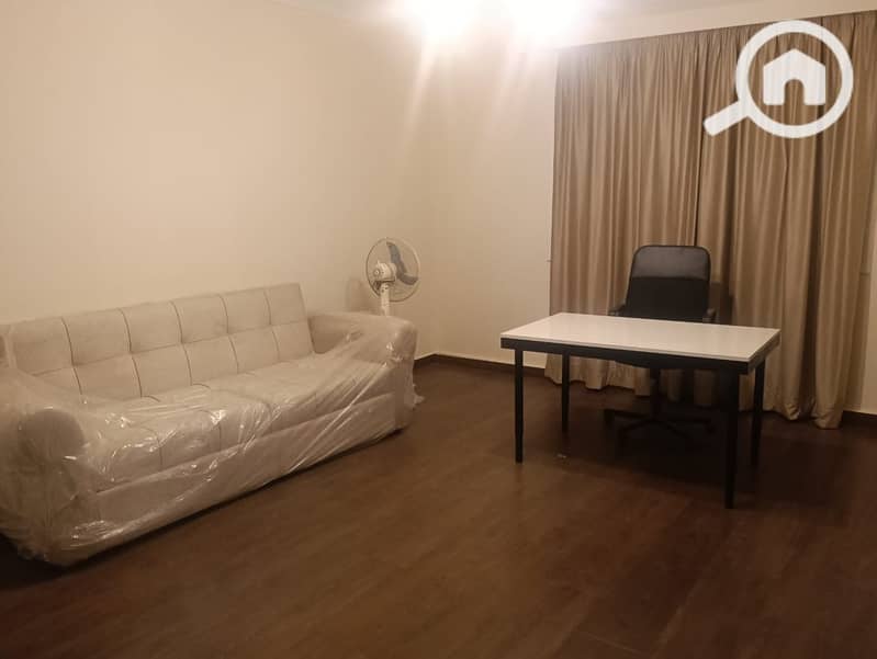 4 03c8f9d1-3723-45a7-be6a-626e1015f02b. jpeg