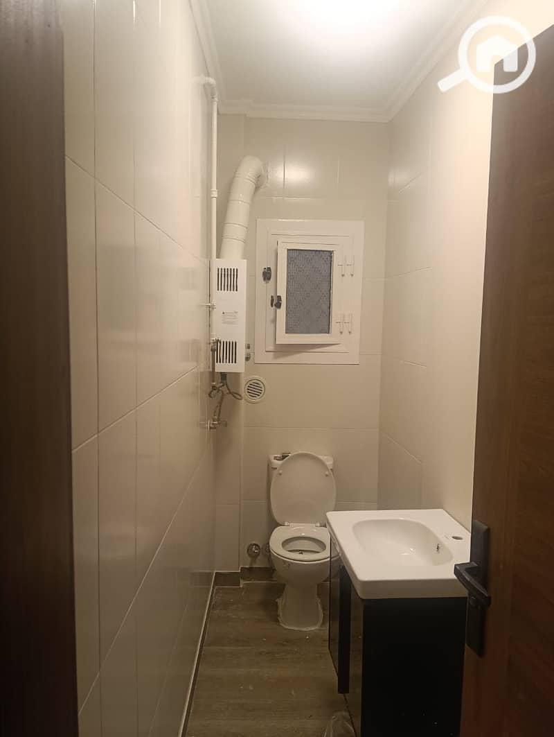 9 63075a63-ab12-47b7-ab44-76abf9b10b53. jpeg