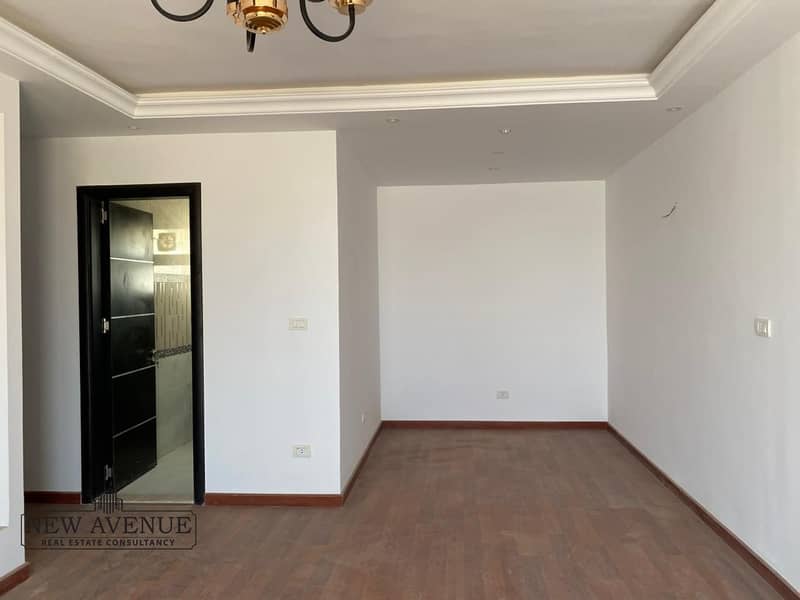 4 WhatsApp Image 2025-12-18 at 1.38. 15 PM (1). jpeg