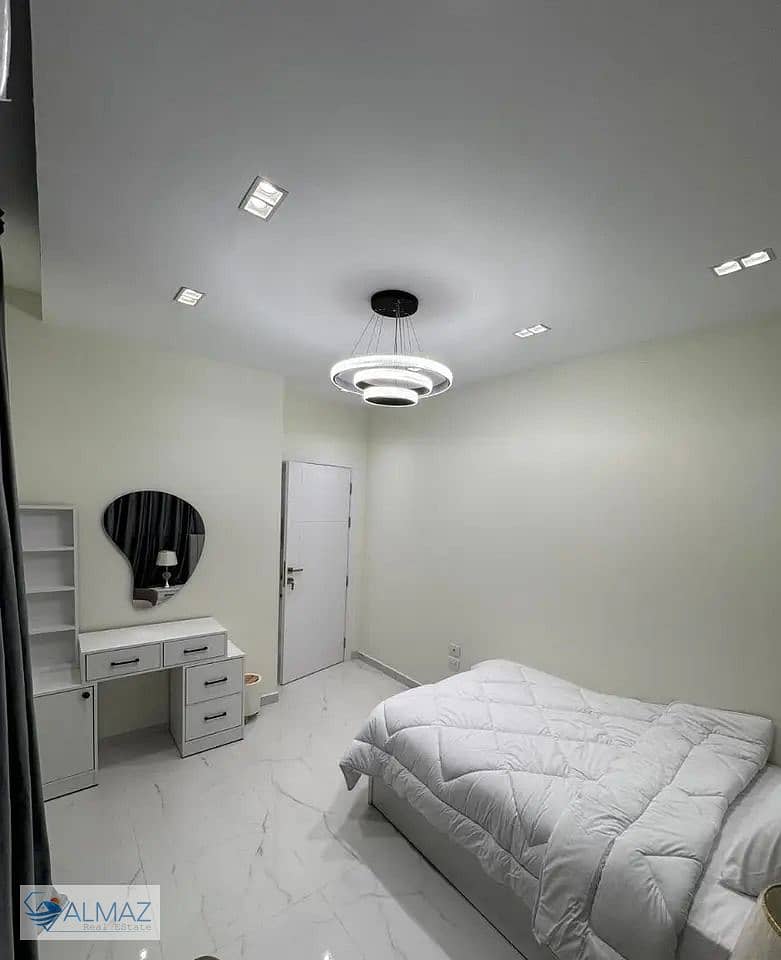 5 WhatsApp Image 2025-12-18 at 12.54. 53 PM (1). jpeg