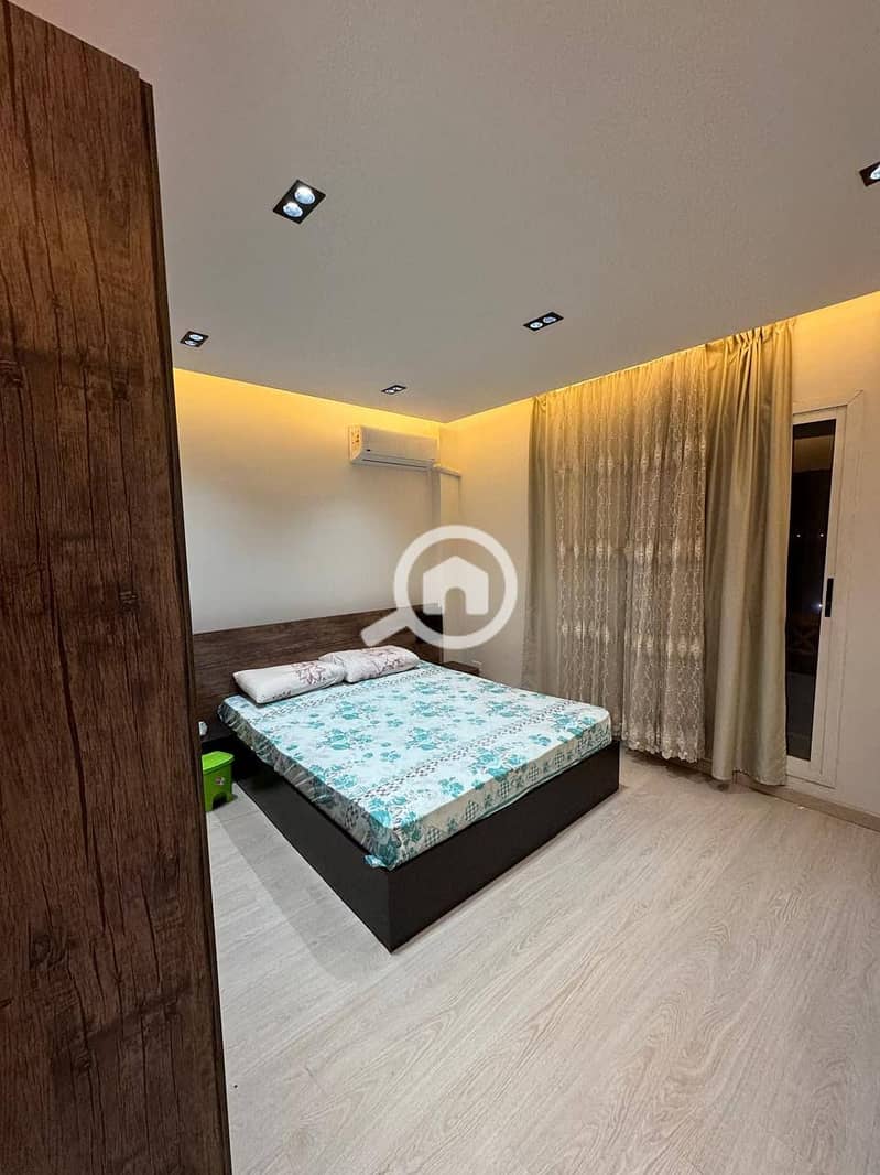 6 582570507_1553553999055243_8074851490133816027_n. jpg