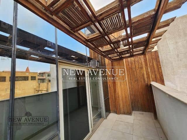 5 e8f92236-9b4f-4e5b-85f3-56707b8056cf. png