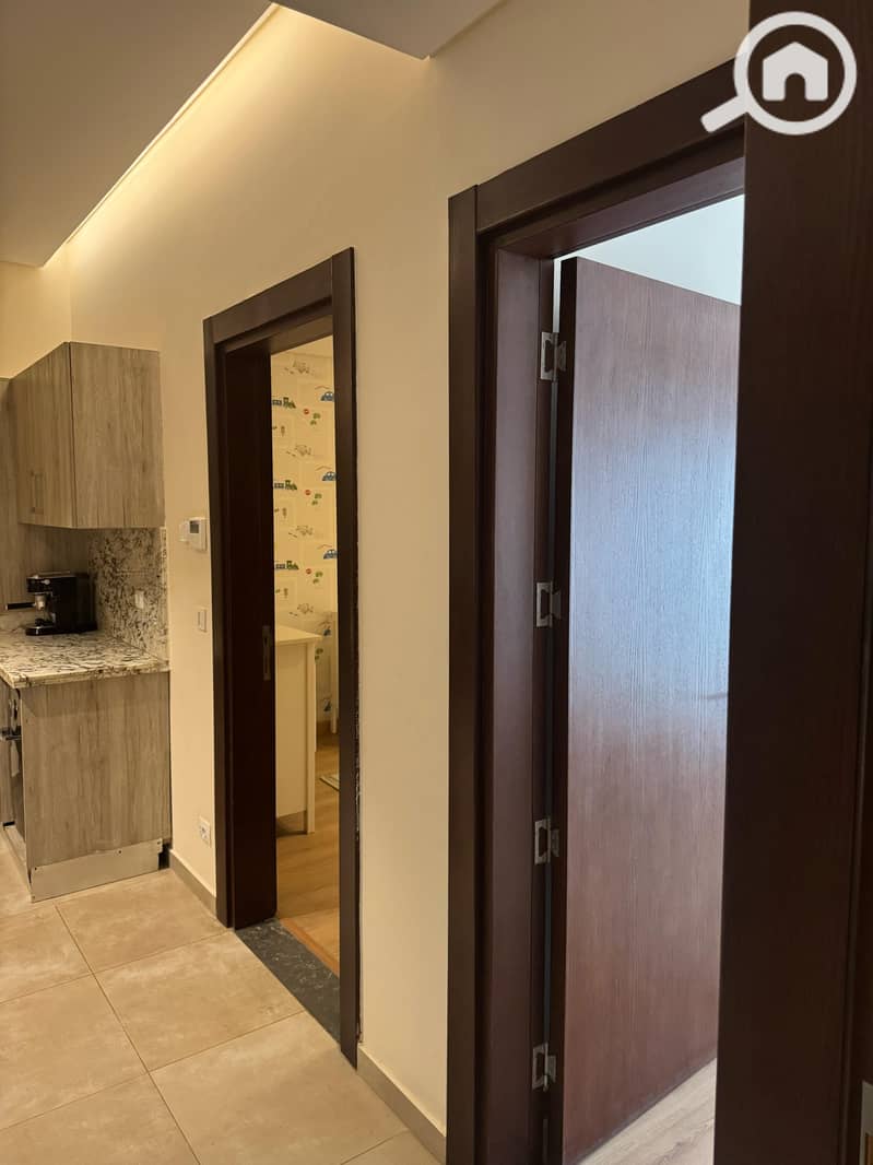 7 82db6e61-525a-4bee-80b6-4e1399d83ac3. jpg