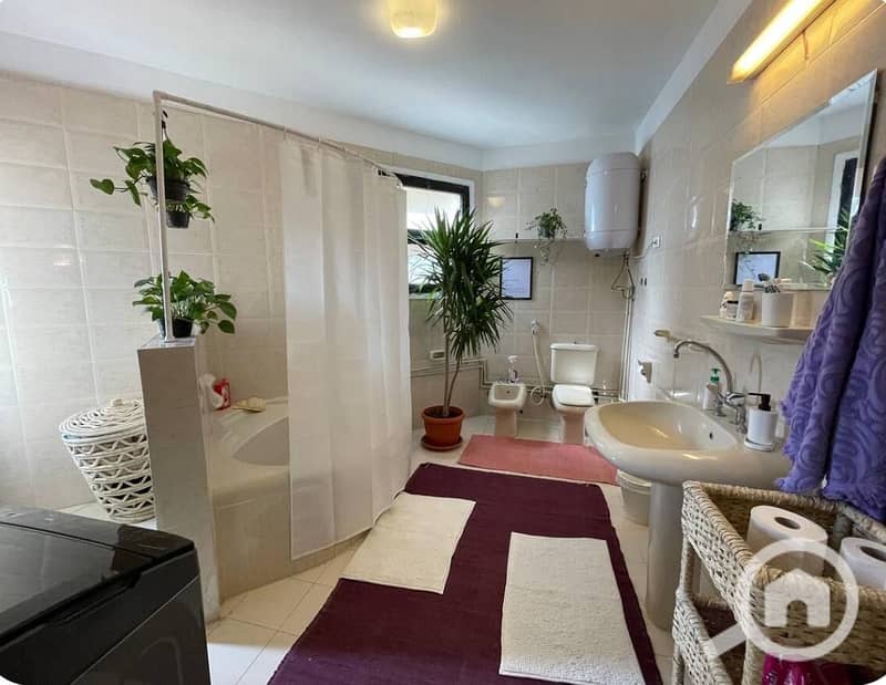 15 688fcc30-e7b3-4152-b989-f236e2edb3c0. jpeg