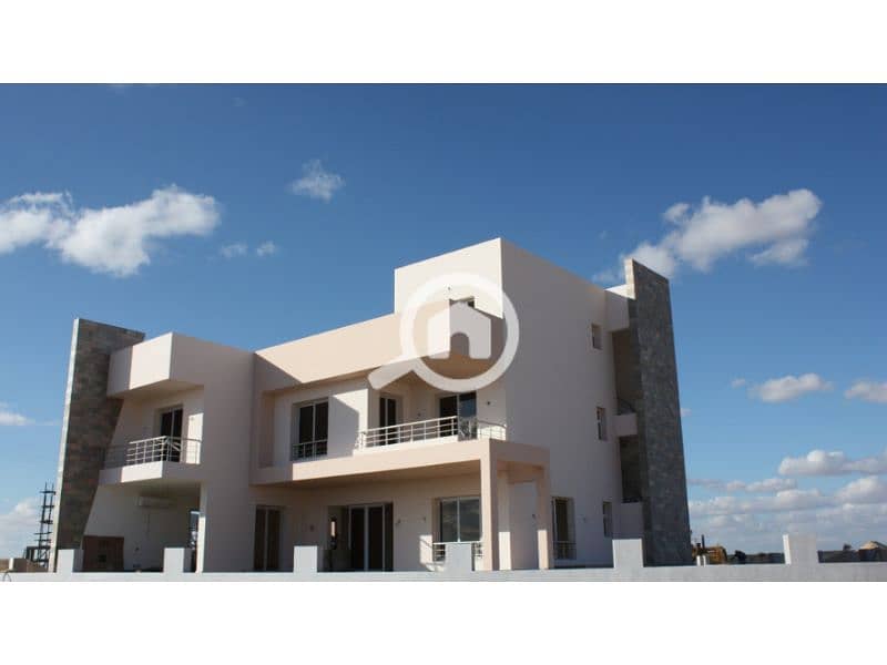 8 Grand Heights 8. jpg